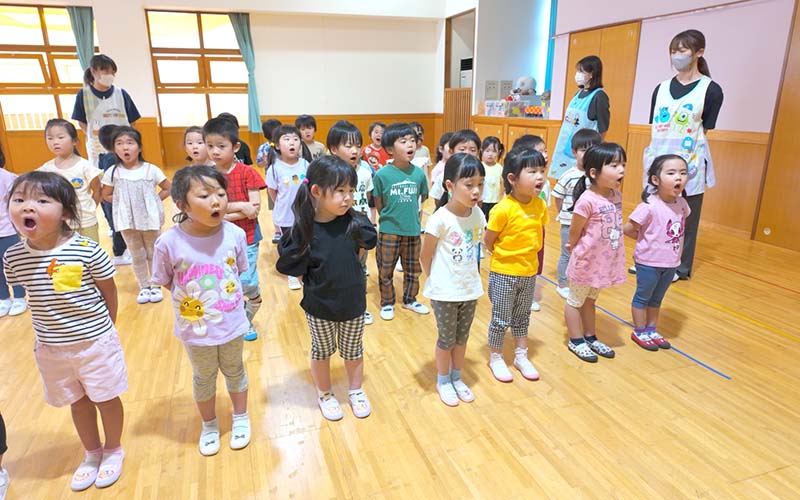 幼稚園と保育園を融合したような保育園